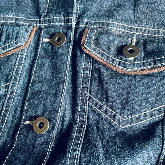 NWOT Laura Ashley Denim Jacket - Petite size medium (tag says L) - Picture 3 of 6